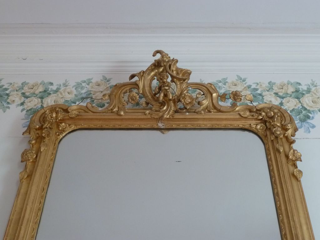 Miroir de la chambre.