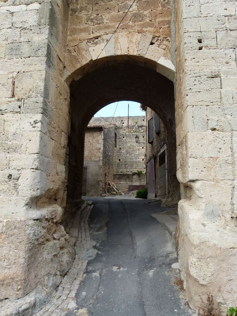 Portail d'entrée.