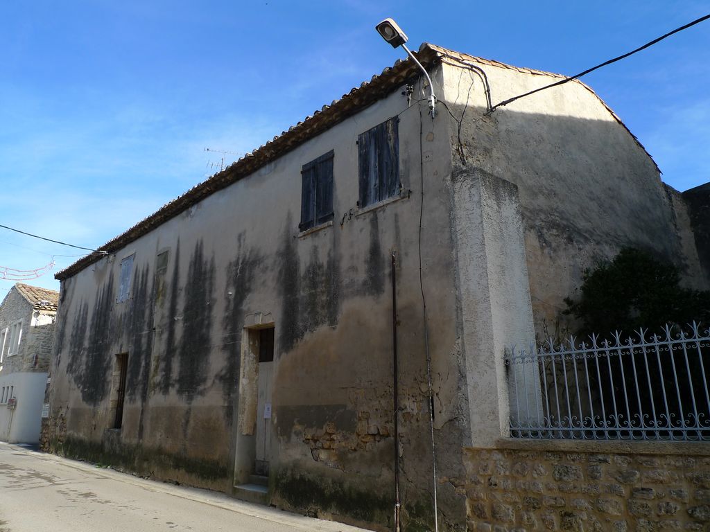 Façade côté D106.