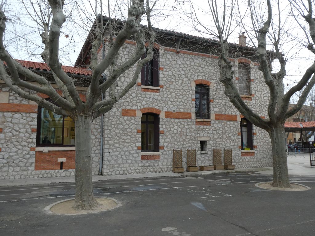 Pavillon de l’école maternelle.