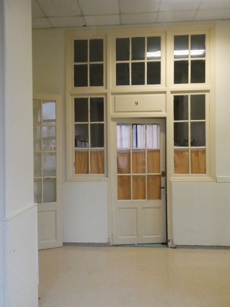 Porte de classe.