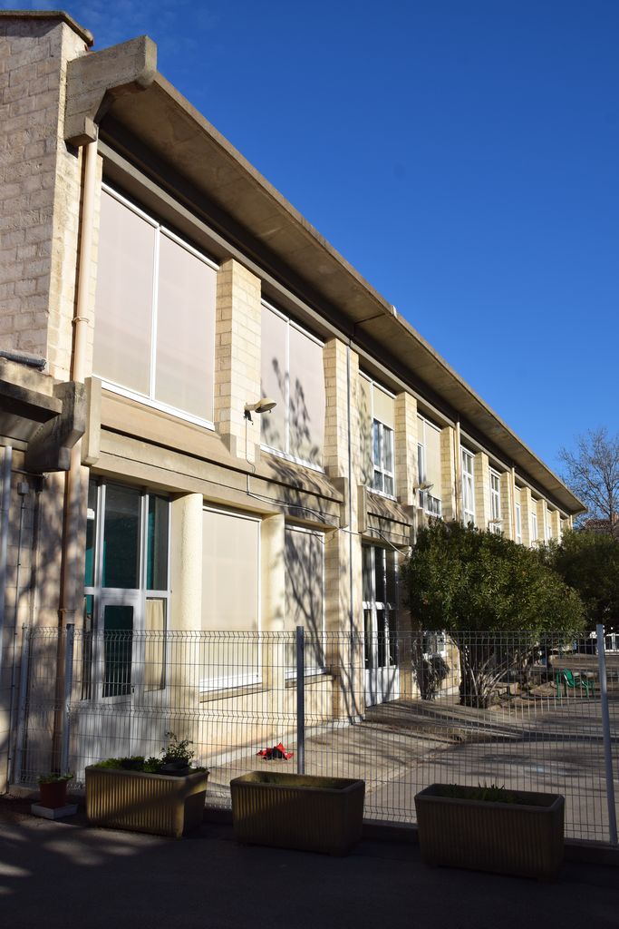 Ecole maternelle. Jonction avec l’école élémentaire.