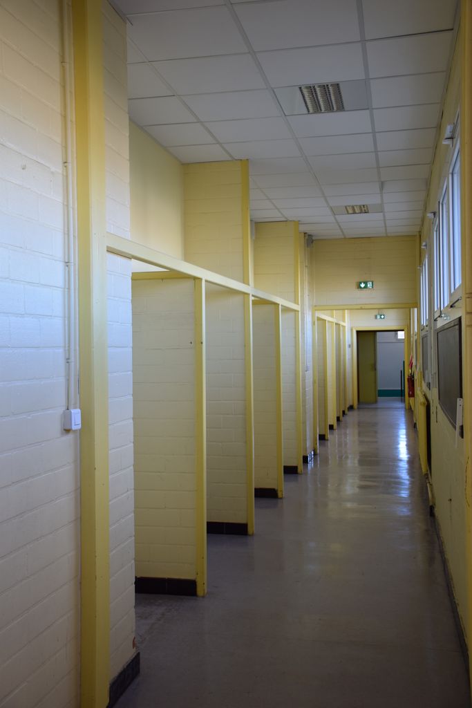 Ecole élémentaire Jean-Moulin. Couloir.