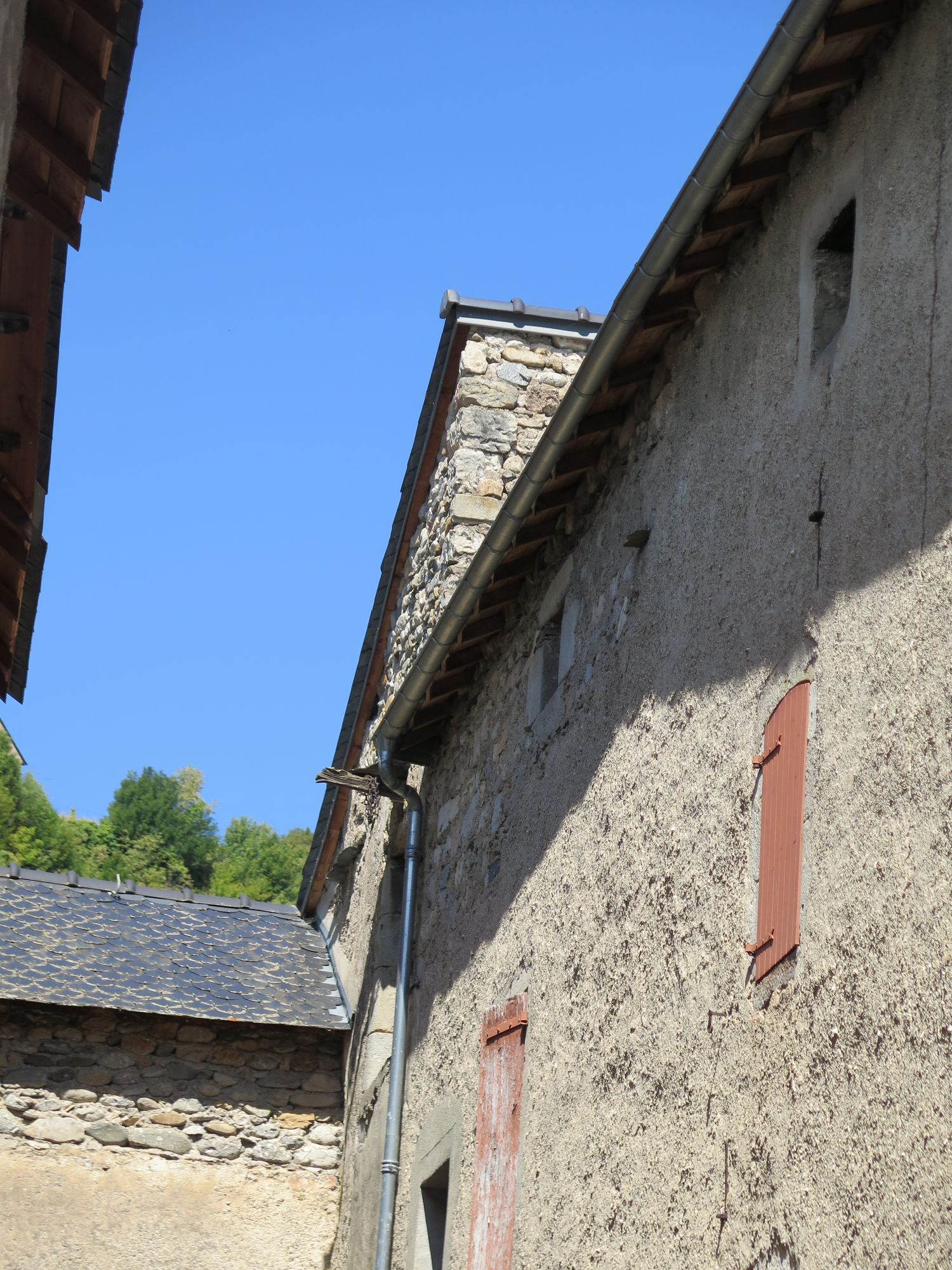 Façade latérale : Rue Traversière 