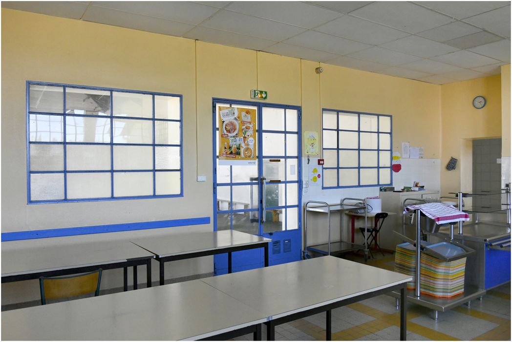 vue partielle d’une des salles