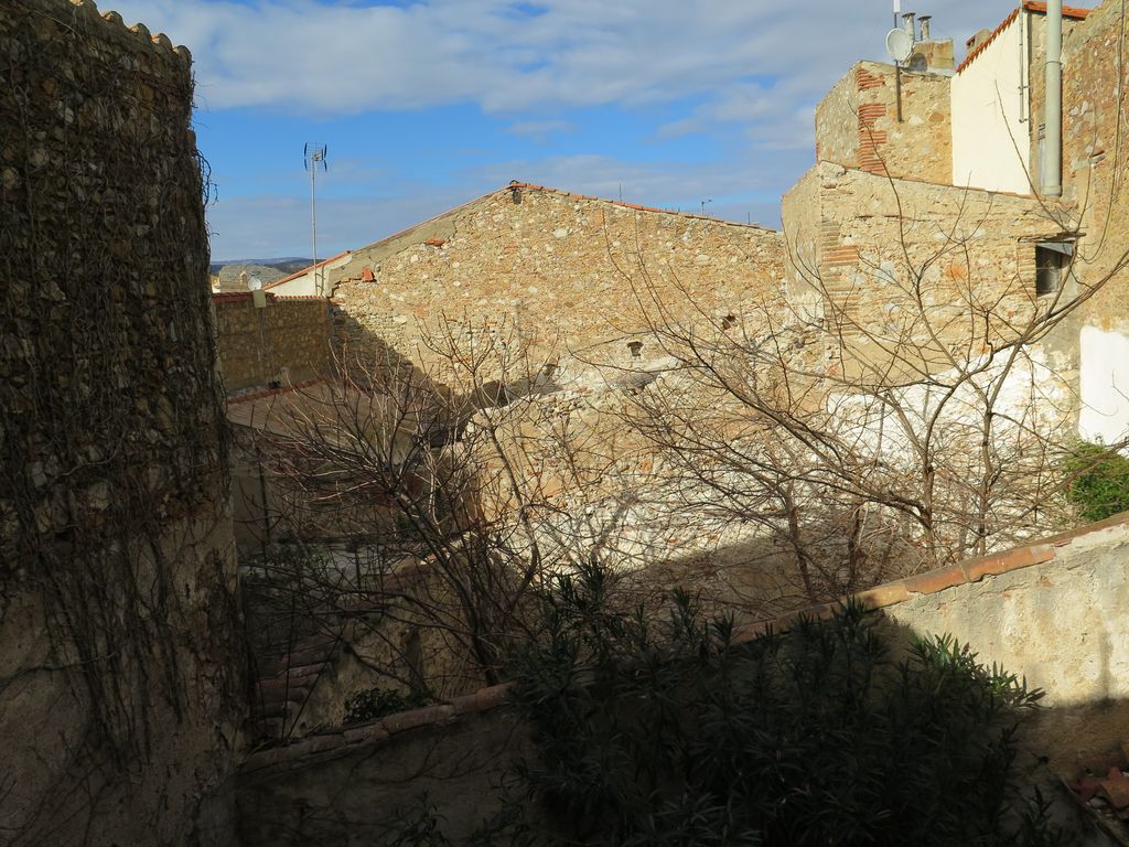 Cours intérieures vue deuis le grenier.