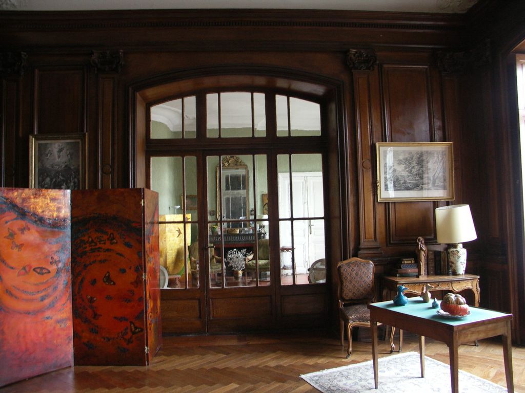 Château. Intérieur. Vestibule