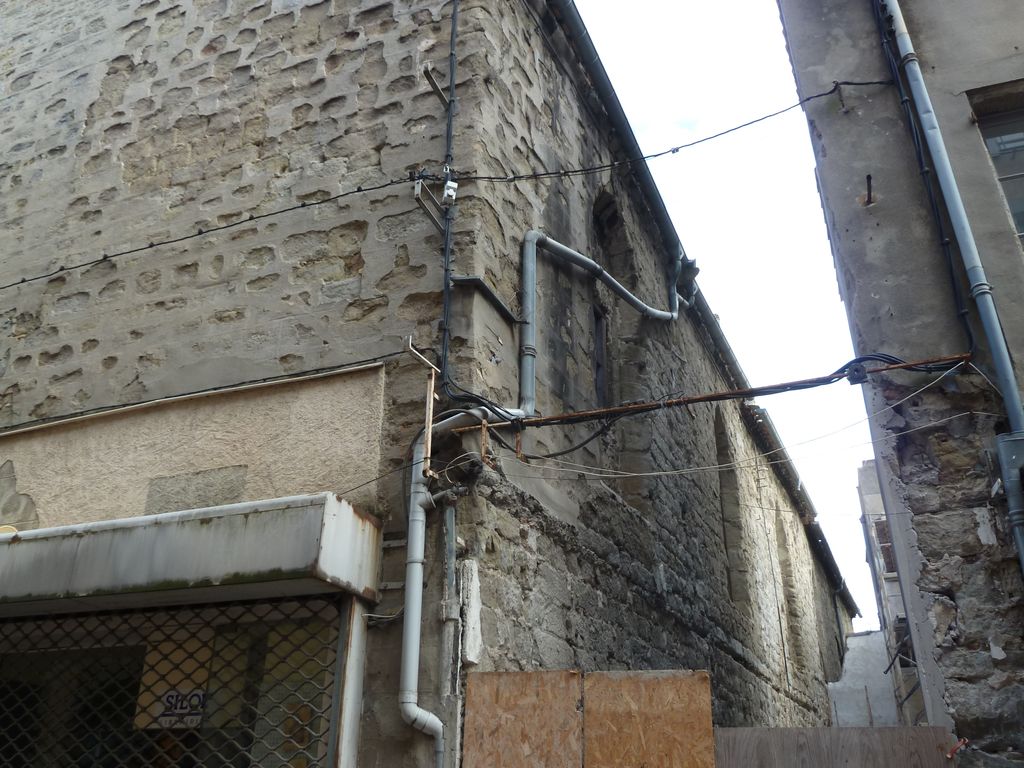 Façade sud sur l'ancienne ruelle des Carmes