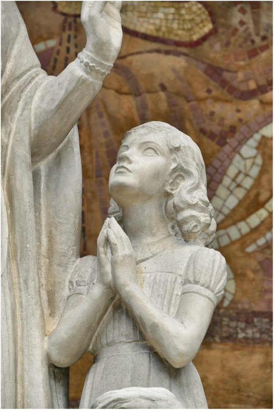 Groupe sculpté Notre-Dame des enfants par Louis Botinelly