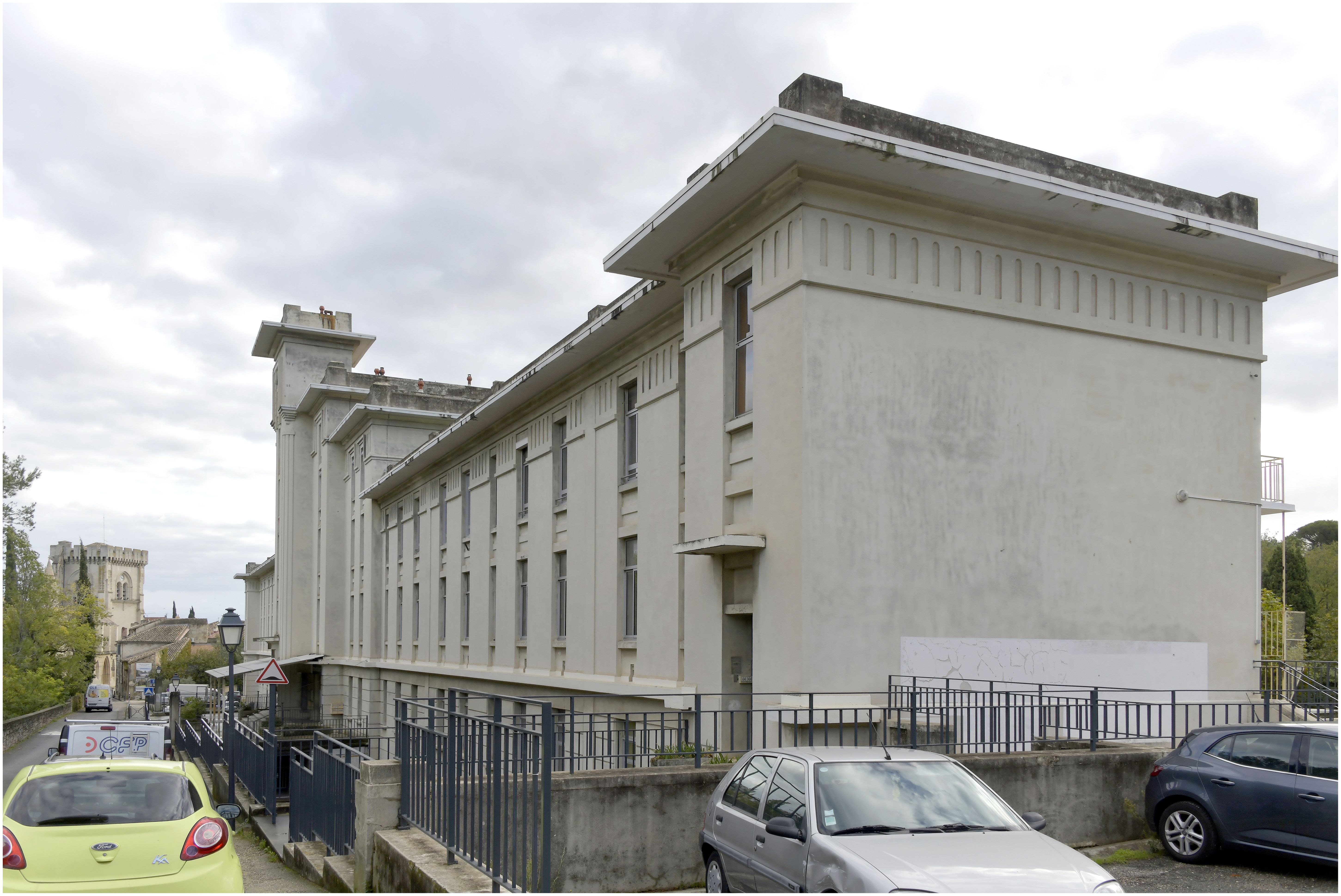 Façade sur la rue