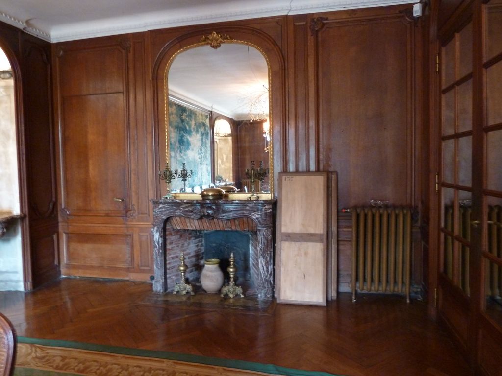 Intérieur. RDC. Salle à manger.