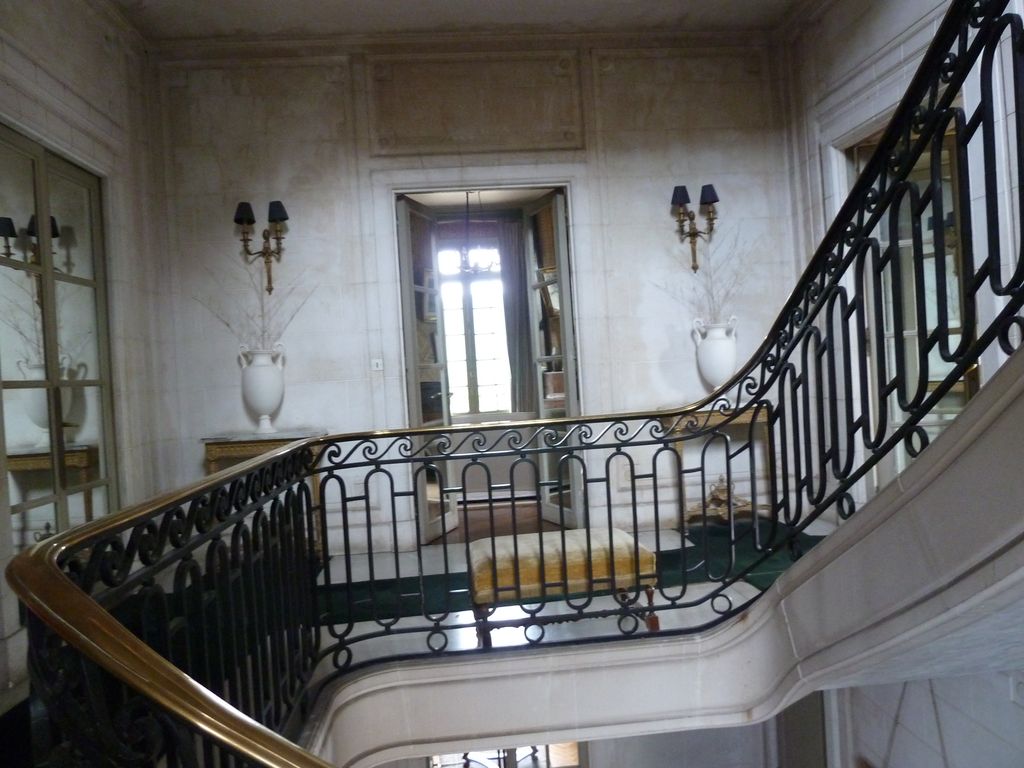 Intérieur. Cage d’escalier. Palier.