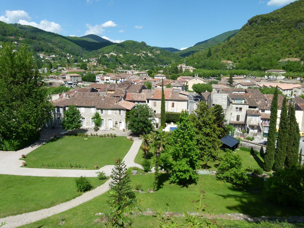 Parc. Vue d’ensemble.