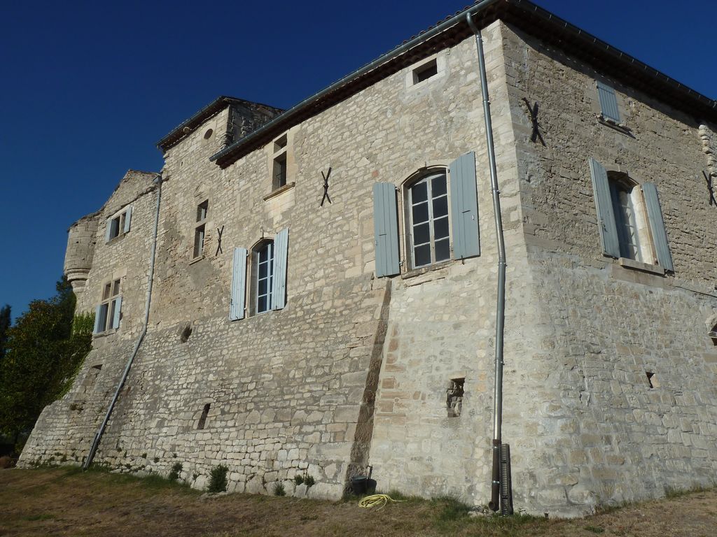 Façade ouest. Angle sud-ouest.