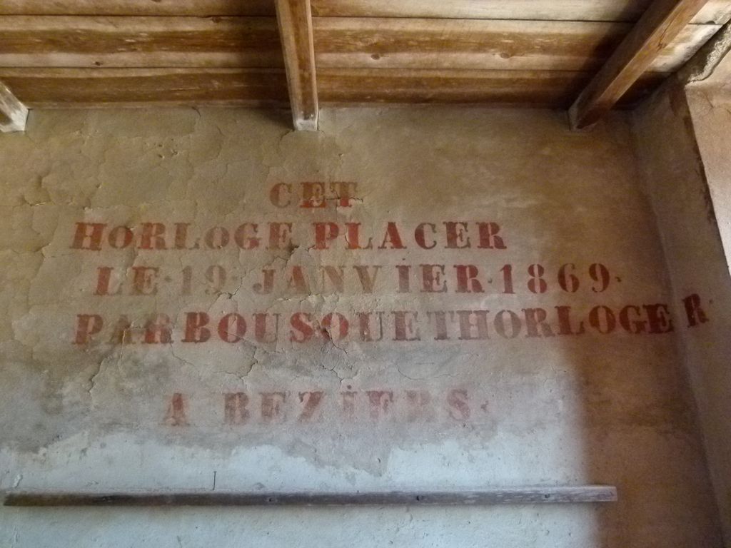 Détail de l'inscription de l'horloge du 2e étage, 1869, Bousouet, horloger à Béziers