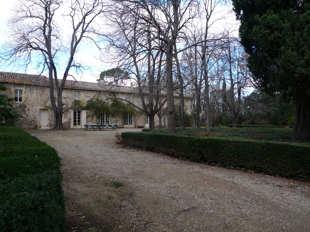 Bâtiment d'habitation depuis la deuxième cour