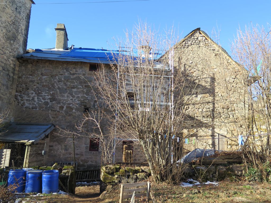  Vue d’ensemble de la façade est, vue depuis le jardin