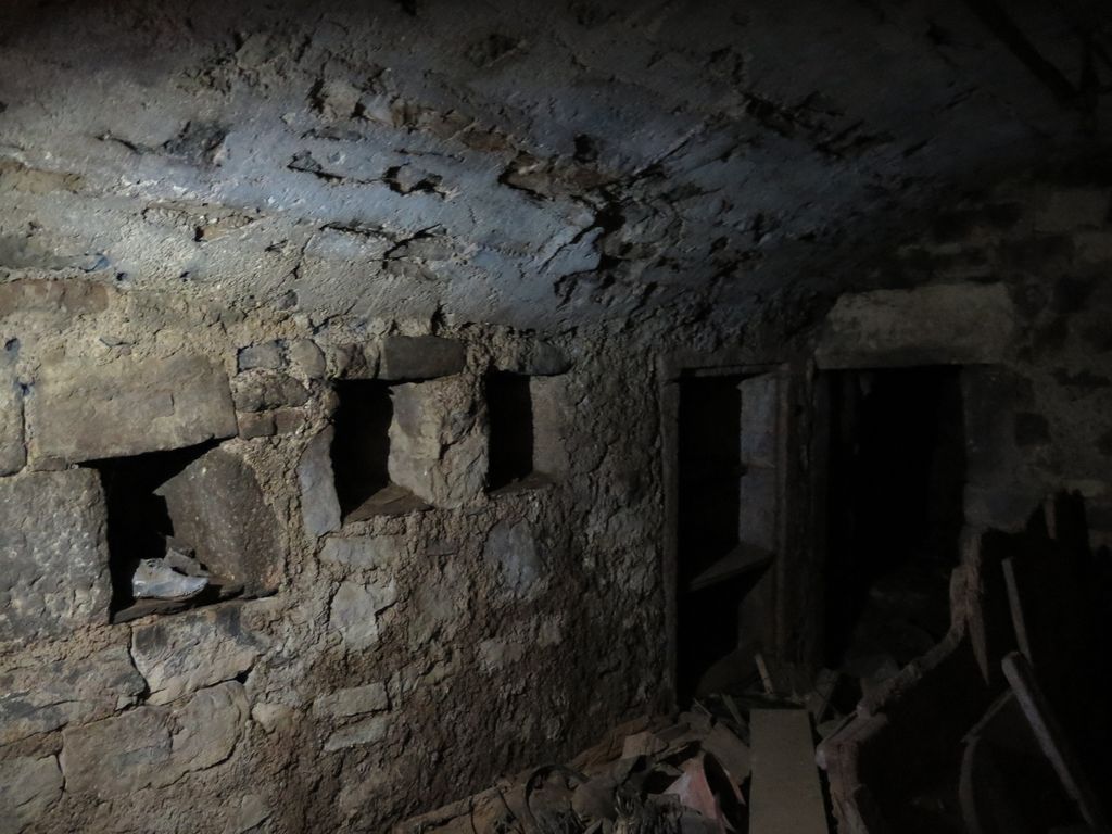 Bâtiment principal, partie sud, étage de soubassement