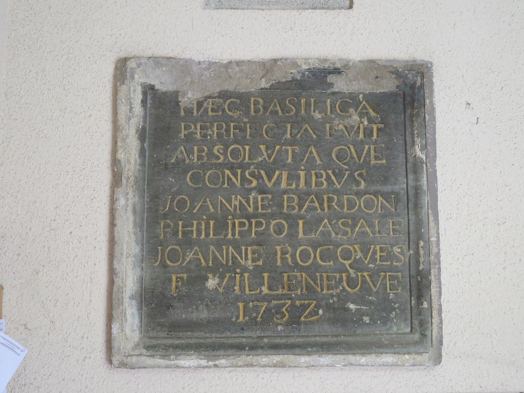 Rez-de-chaussée. Inscription portant la date de 1732