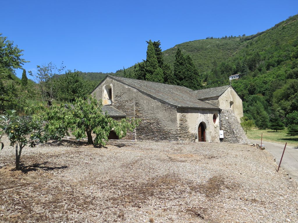 Vue d’ensemble de la chapelle depuis l’ouest