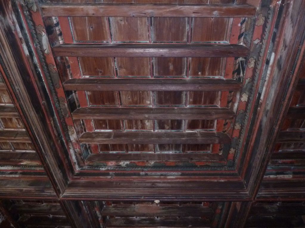 1er étage. Pièce sud-est charpente 3 à caissons