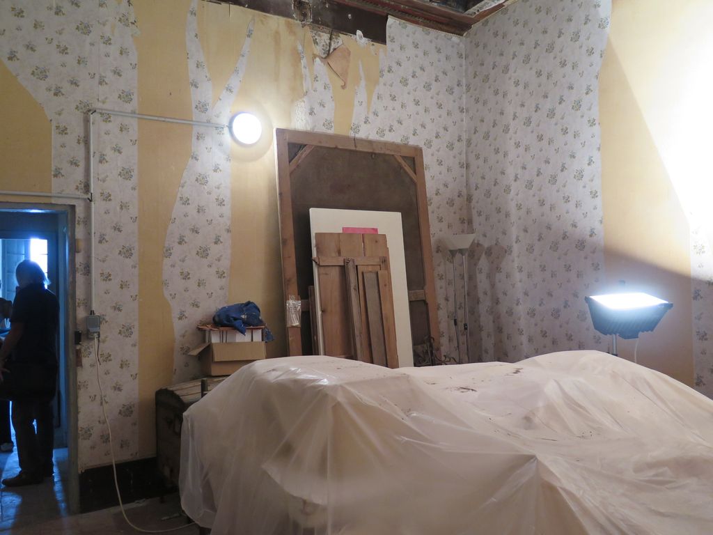 1er étage. Pièce sud-ouest charpente 4 à poutres et solives