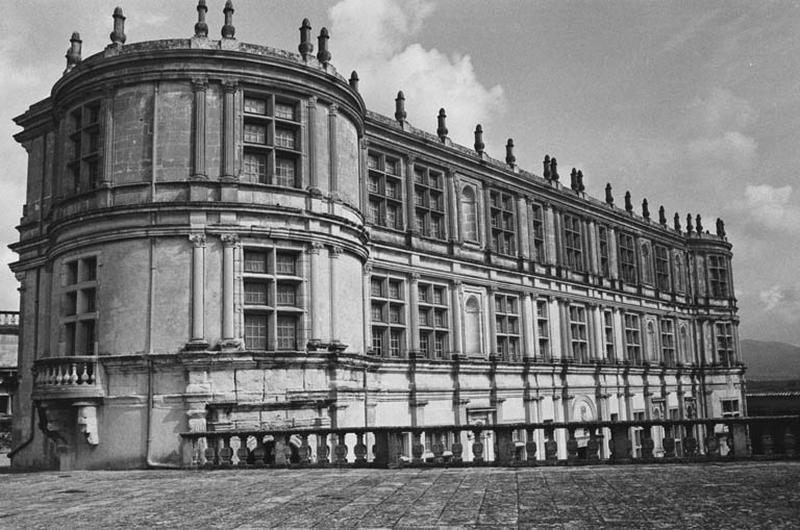 Façade.