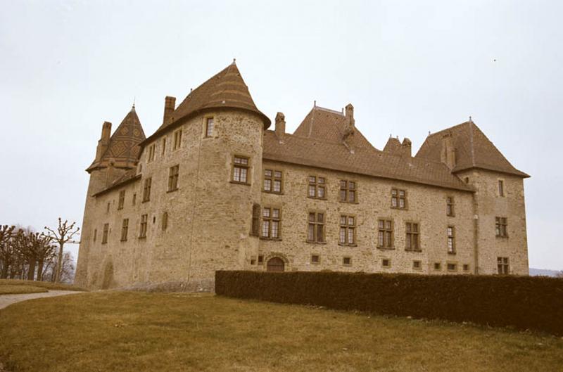 Façade Ouest et façade Sud.