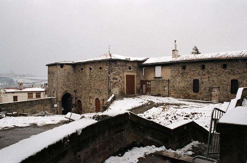 Aile droite, façade.