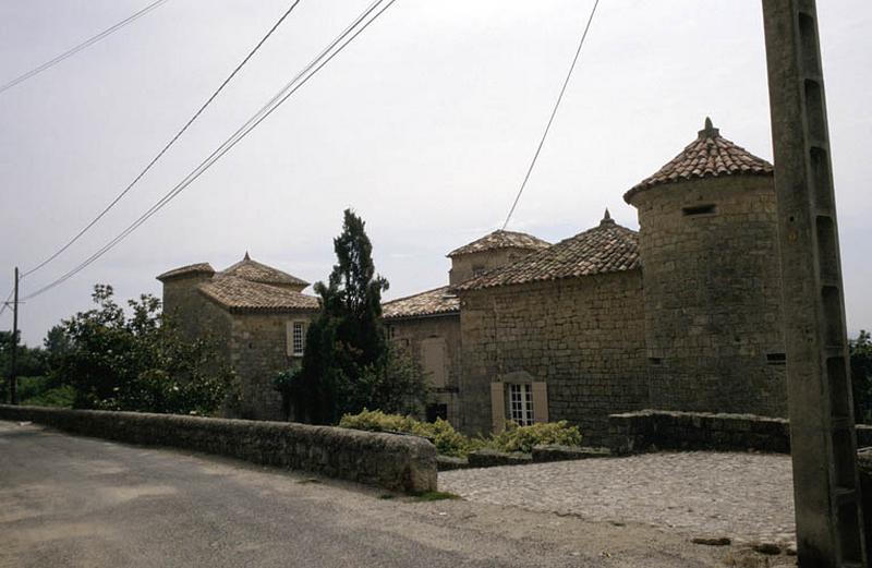 Vue d'ensemble, depuis la route.