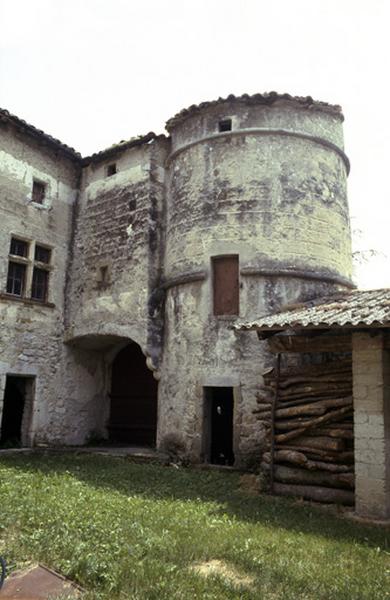 Façade sur cour.