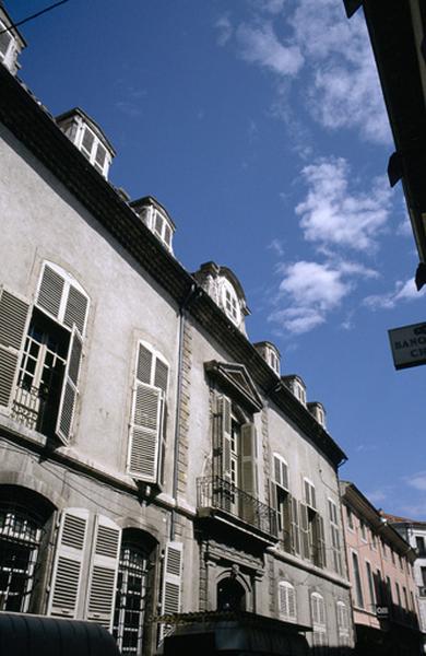 Façade principale.