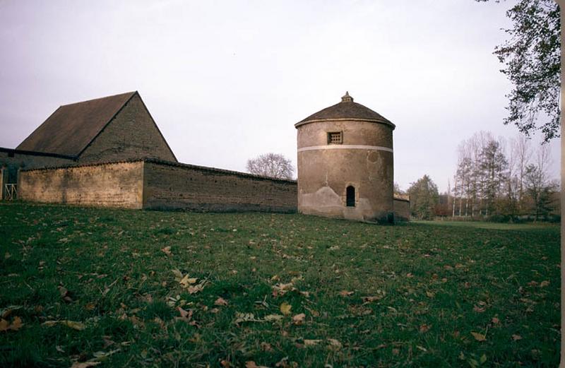 Pigeonnier.