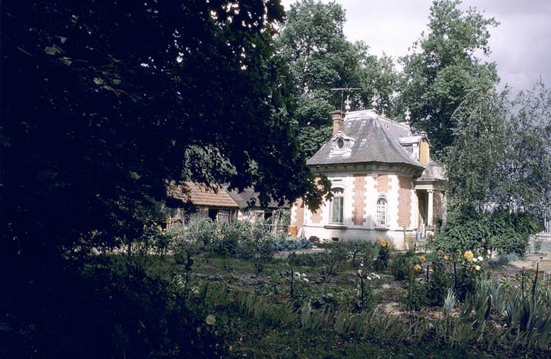 Fabrique de jardin et Jardins.