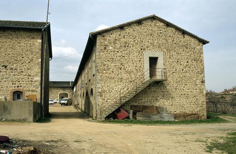 Façades latérales.