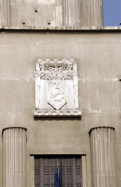 Façade Nord, bas-relief.