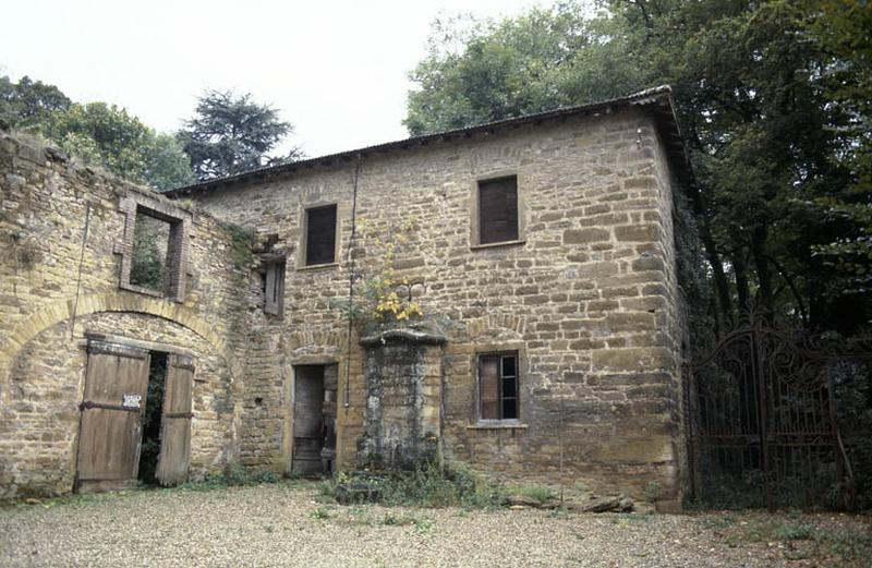 Façade sur cour.