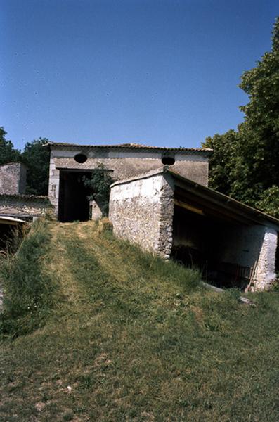 Communs, vue d'ensemble.