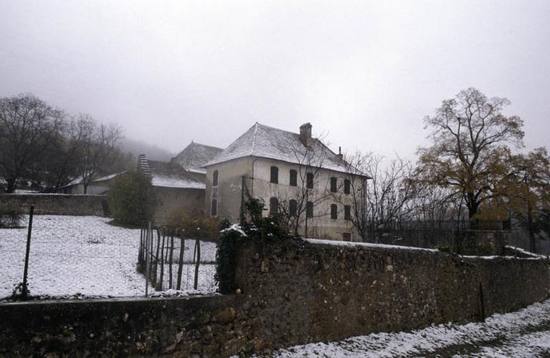 Façade postérieure, sur jardins.