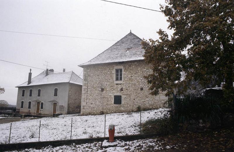 Façade postérieure, sur jardins.