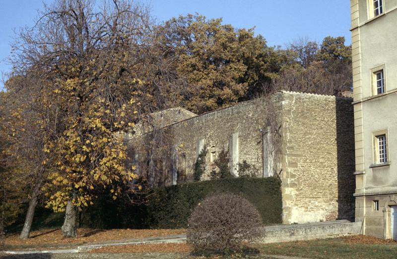 Corps de logis principal de l'ancien château.