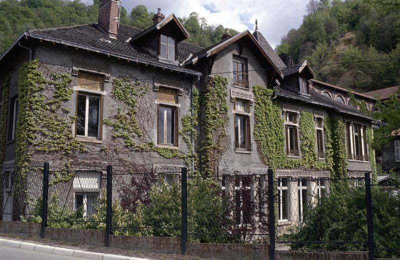 Bâtiment administratif.