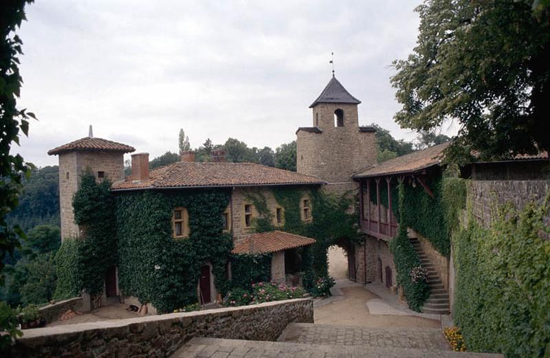 Cour intérieure.