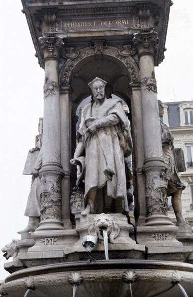 Statue, Philibert Delorme.