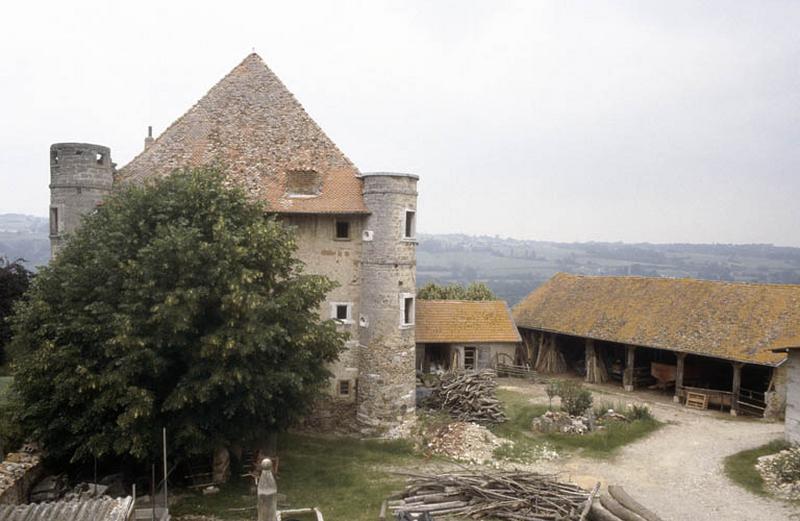 Façade Ouest et communs.