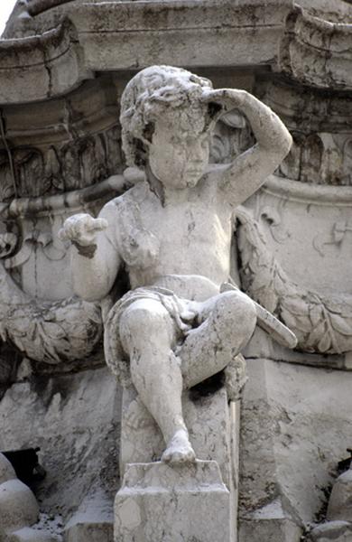 Fontaine, place Maréchal Lyautey