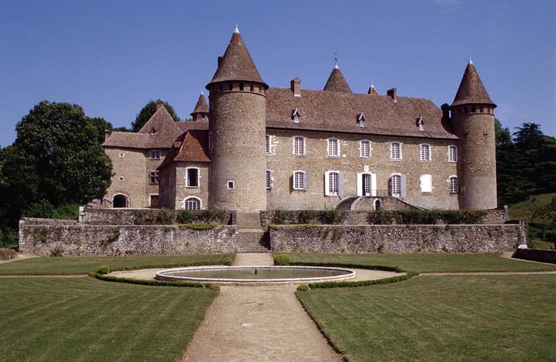 Façade Ouest et terrasse.