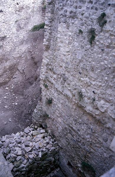 Vestiges entre la maison Lacombe et la maison Pretiosa.