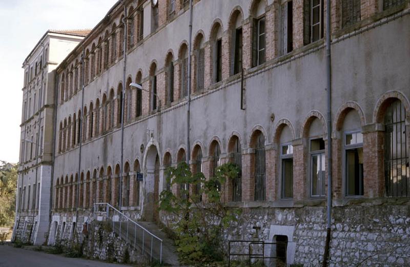 Bâtiment Principal, façade sur cour.