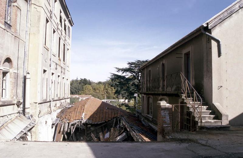 Bâtiment actuellement disparu.